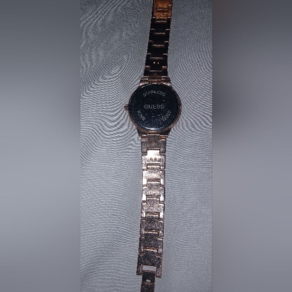 Woman Guess watch - Picture 2 of 2